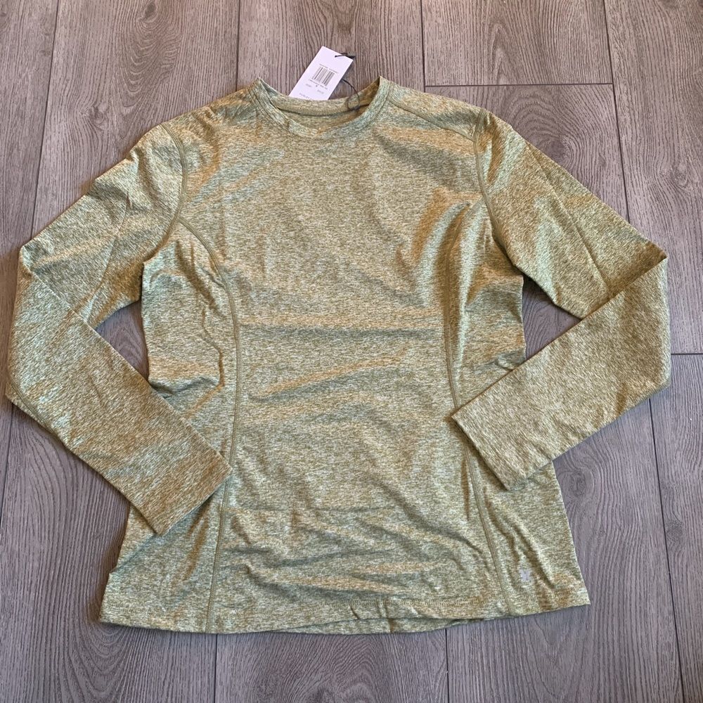 Hurley long sleeve shirt olive color with great stretch and moisture wicking